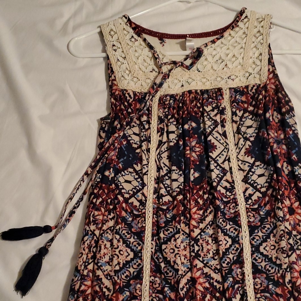 Dress - Picture 2 of 2